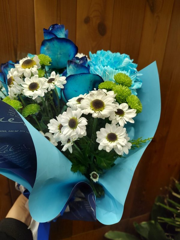 دسته گل آبی